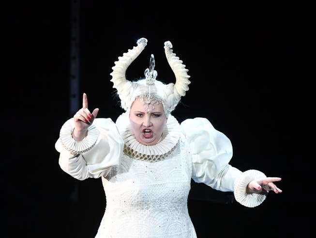 Erhielt am meisten Applaus: die russische Koloratursopranistin Albina Shagimuratova in der Oper «Die Zauberflöte» an den Salzburger Festspielen. (Bild: KEYSTONE/APA/APA/BARBARA GINDL)