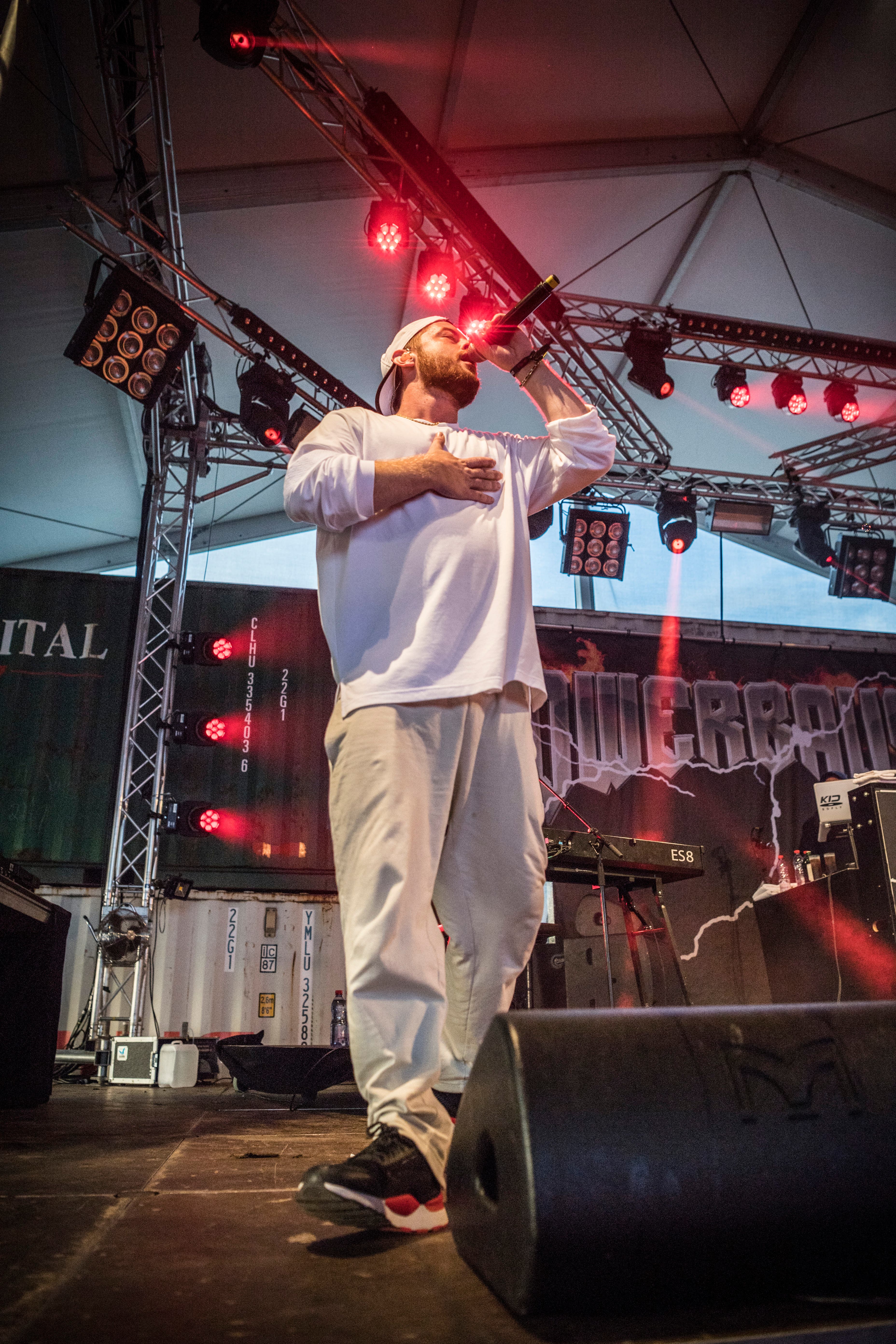 Fur Eminem Ist Alles Parat Die Techniker Richten Sich Schon Ein St Galler blatt