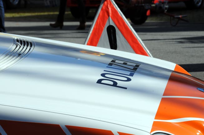 Die Kantonspolizei Nidwalden sucht Zeugen des Unfalls. (Symbolbild: NZ)