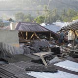 Zahl der Toten bei Beben auf Lombok steigt weiter