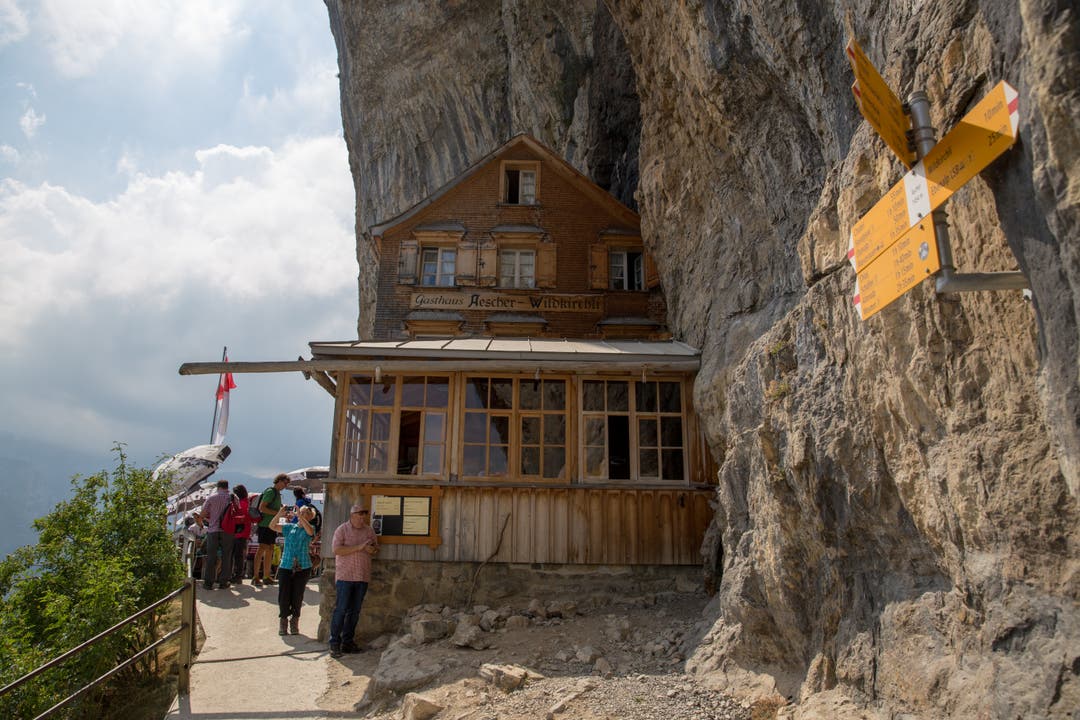 Und auch bei Wanderern ist das Berggasthaus beliebt. (Bild: Raphael Rohner) 