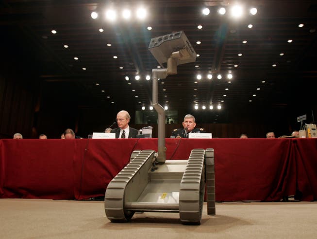 Modell eines unbemannten US-Kampfroboters. (Bild: KEYSTONE/AP/SUSAN WALSH)