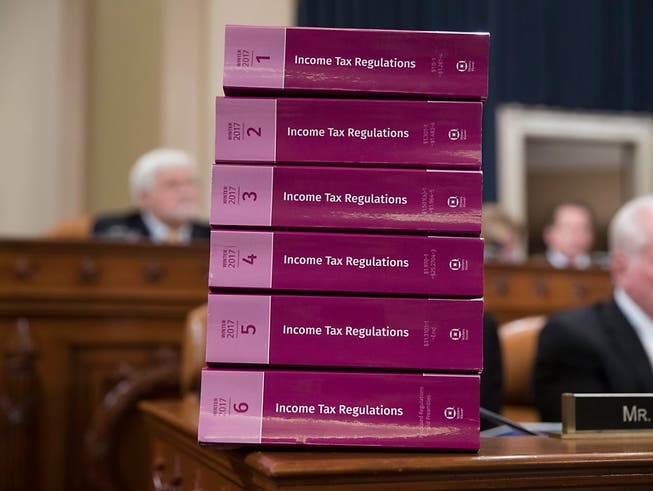 Die US-Republikaner wollen bei den Steuern erneut über die Bücher. Ob die Pläne für weitere Steuersenkungen durch den Kongress kommen, ist allerdings ungewiss. (Bild: KEYSTONE/EPA/MICHAEL REYNOLDS)