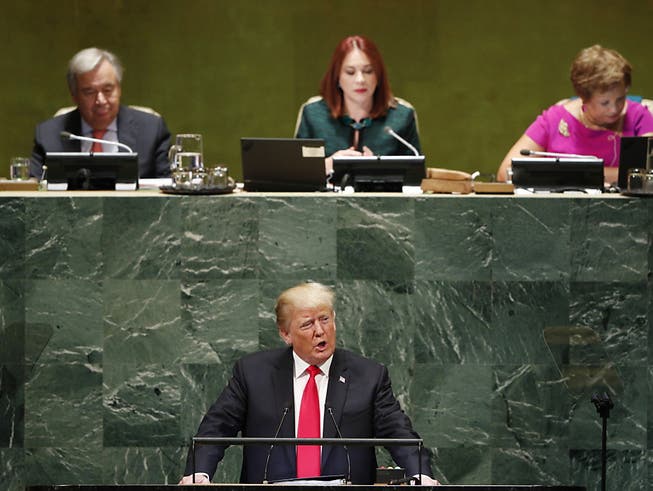 US-Präsident Trump sprach vor der Uno-Vollversammlung in New York von einer «Ideologie der Globalisierung», die von den USA abgelehnt werde. (Bild: KEYSTONE/EPA/JUSTIN LANE)