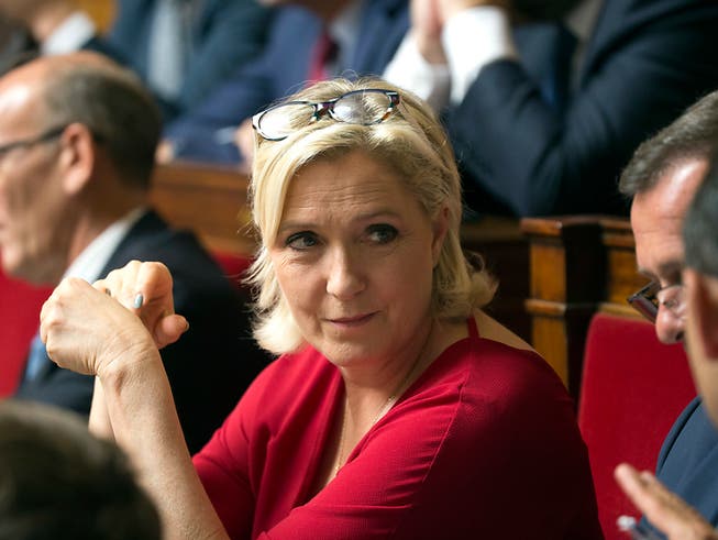 Marine le Pens Partei muss künftig mit einer Million Euro weniger aus öffentlichen Mitteln auskommen. (Bild: KEYSTONE/AP/MICHEL EULER)