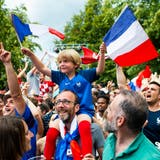 Jubeln die Fans von Weltmeister Frankreich auch an der EM 2024? (Bild: Keystone)