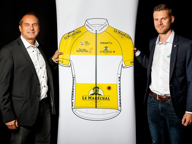 Richard Chassot (links), der Direktor der Tour de Romandie, bei der Präsentation der Rundfahrt von 2019 (Bild: KEYSTONE/VALENTIN FLAURAUD)