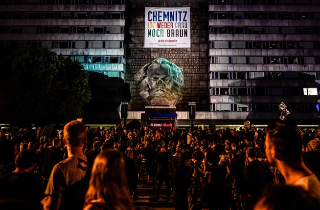 Das Konzert «Wir sind mehr» sollte in Chemnitz ein Zeichen gegen rechte Gewalt setzen. Bild: Filip Singer/EPA (3. September 2018)