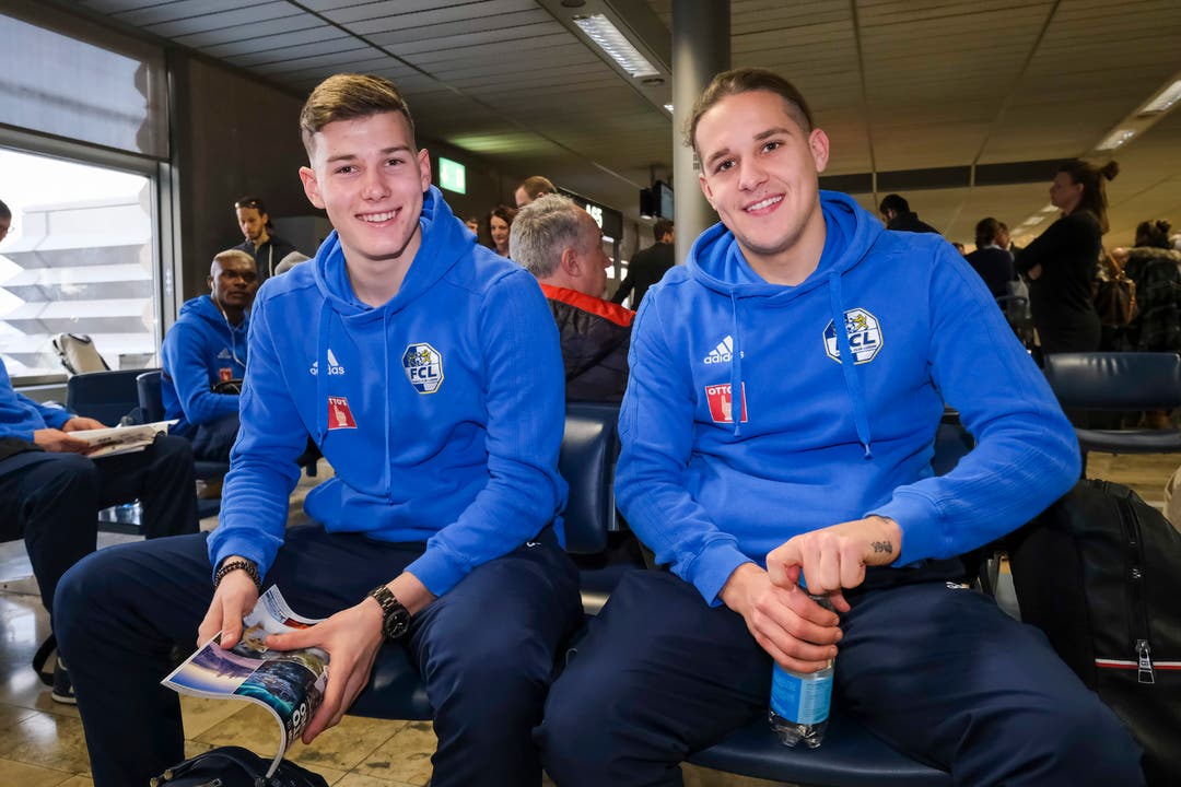 Die FCL-Youngsters Loic Jacot (links) und Stefan Wolf. (Bild: Martin Meienberger, 11. Januar 2019)