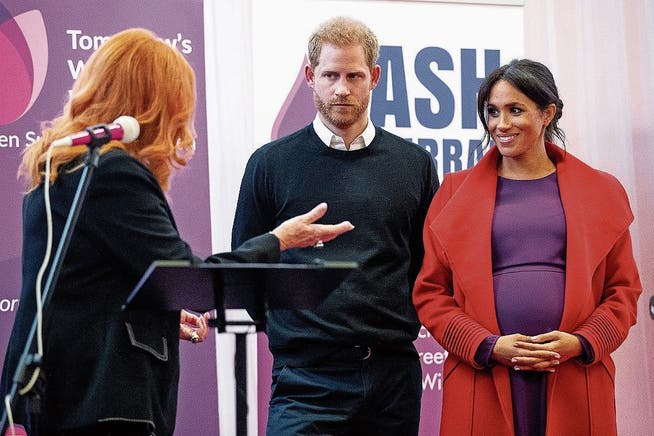 Prinz Harry und Herzogin Meghan besuchen im Januar eine Charityveranstaltung - aber im Mittelpunkt steht Meghans Aussehen. (Bild: Getty)