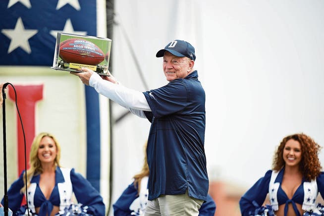 picture Jerry Jones Height jerry jones besitzt das teuerste
