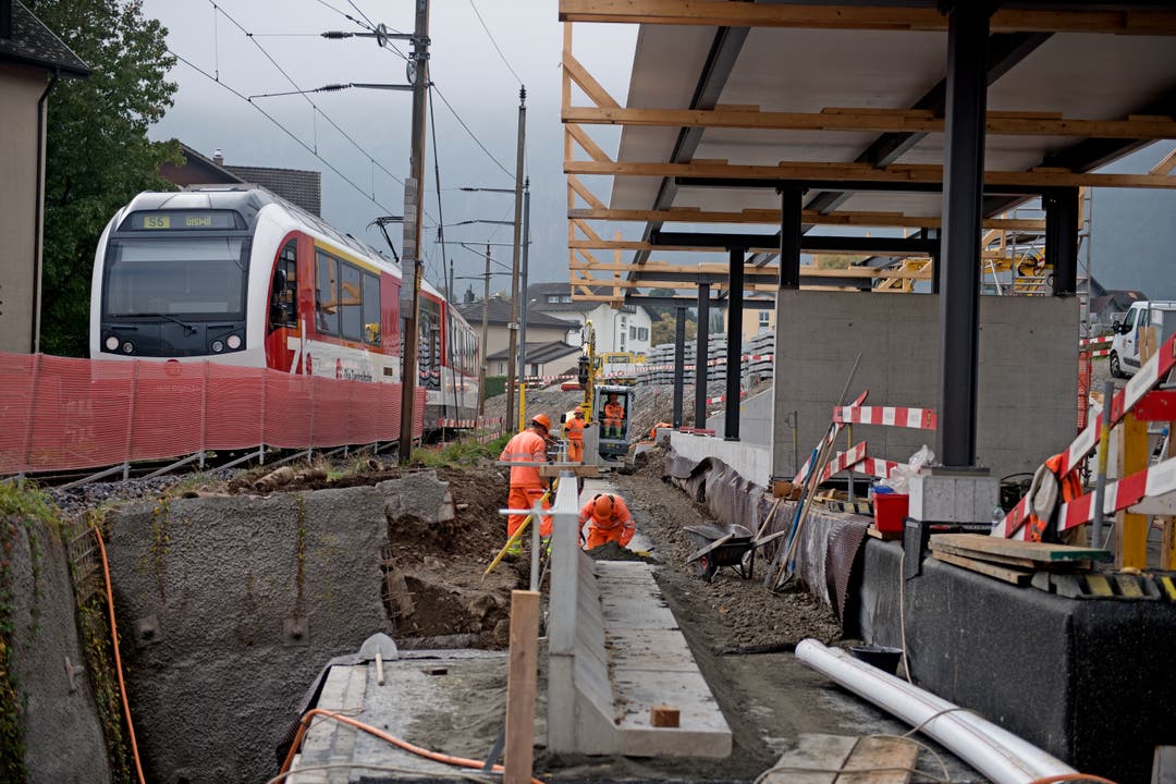 Die neue S-Bahn-Haltestelle Hergiswil Matt. (Bild: Corinne Glanzmann, Hergiswil, 23. Oktober 2019)