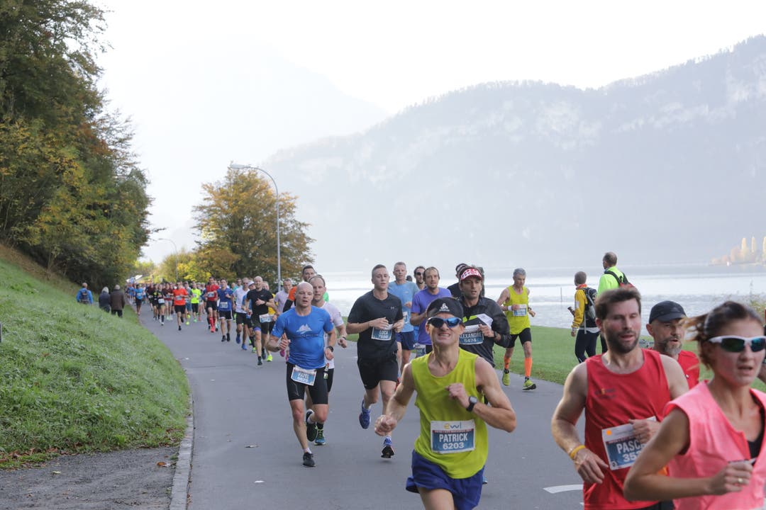 Die Läufer beim Winkel. (Bild: Jakob Ineichen, Horw, 27. Oktober 2019)