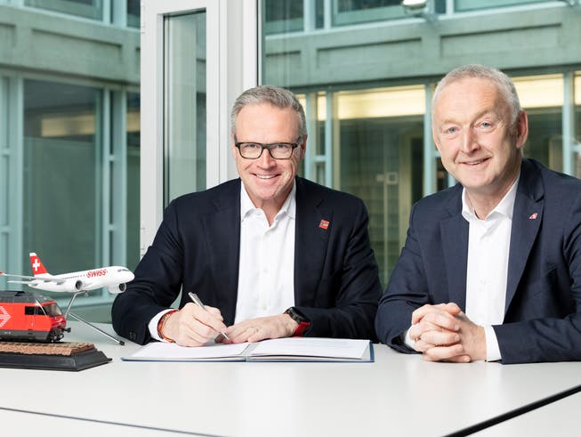 SBB-Chef Andreas Meyer (links) und Swiss-Chef Thomas Klühr wollen stärker kooperieren. (zvg)