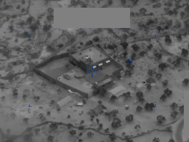 Das US-Verteidigungsministerium veröffentlichte Foto- und Videoaufnahmen vom tödlichen Angriff auf das Anwesen des IS-Führers Abu Bakr al Bagdadi am Samstag. (Bild: KEYSTONE/AP Department of Defense)