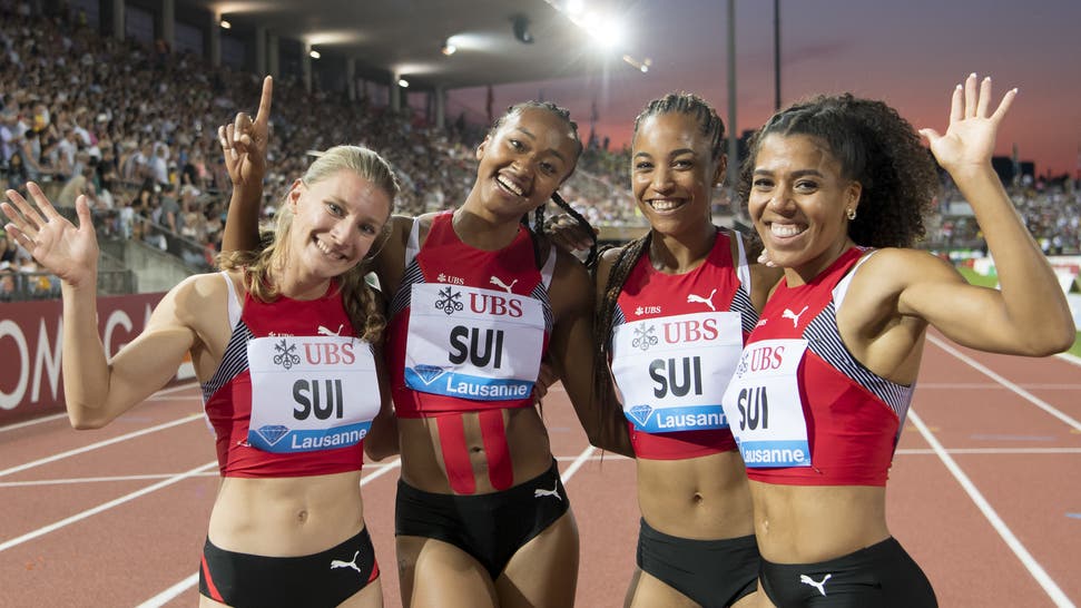 Die Schweizer Staffel mit Ajla Del Ponte, Sarah Atcho, Salome Kora und Mujinga Kambundji (v.l.n.r.) will in den Halbfinal sprinten. (Bild: Keystone)