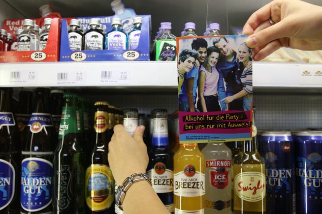 Der Jugendschutz beim Alkoholverkauf hat grosse Bedeutung. (Bild: Susan Basler)