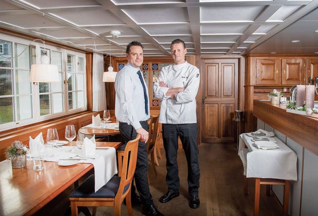 Geschäftsführer Pascal Pieth und Küchenchef Heiko Berchner (v.l.) im Restaurant der «Krone». (Bild: Urs Bucher)