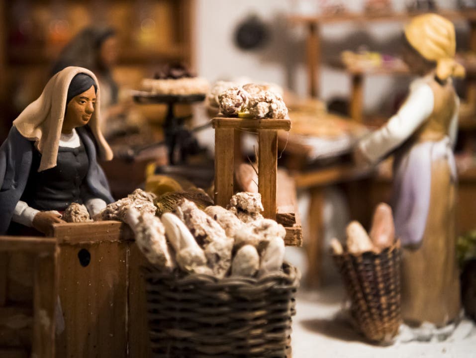 Die Hunderte von Krippenfiguren stammen von einem Keramikhandwerker aus dem sizilianischen Caltagirone.