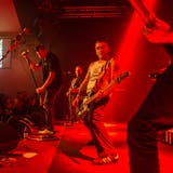 Die Punkrocker von Tüchel bei einem Konzert in der Grabenhalle, die ab 2020 höhere Subventionen erhalten soll. (Bild: Coralie Wenger, 2. November 2013)