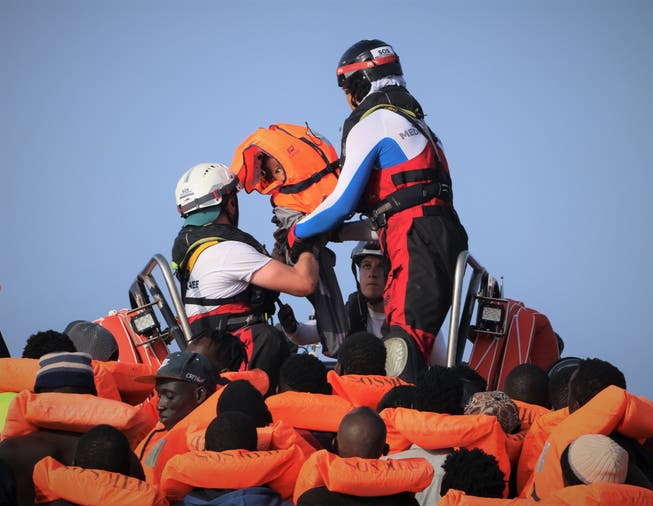 Die Seenotrettungsorganisation SOS Méditerranée will Leben auf dem Mittelmeer retten. (Bild: MSF/Hannah Wallace Bowman)