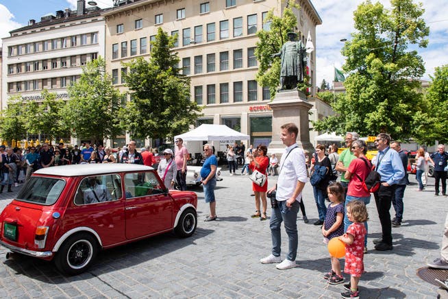 Was ist im öffentlichen Raum in St.Gallen möglich und was nicht? Unter anderem die Oldtimer-Rallye im vergangenen Juni gab zu Diskussionen Anlass. (Bild: pd)