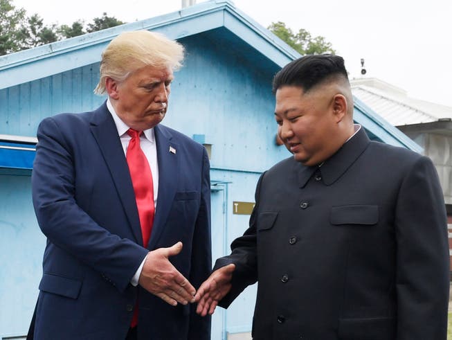 Nordkorea unter der Führung von Diktator Kim Jong Un will nur noch mit den USA unter US-Präsident Donald Trump wegen seines Atomprogramms verhandeln. (Bild: KEYSTONE/AP/SUSAN WALSH)