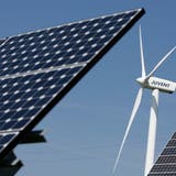 Ausserrhoden ist laut Klimagruppe AR prädestiniert für Windkraft- und Fotovoltaikanlagen. (Bild: Peter Klaunzer, KEYSTONE)