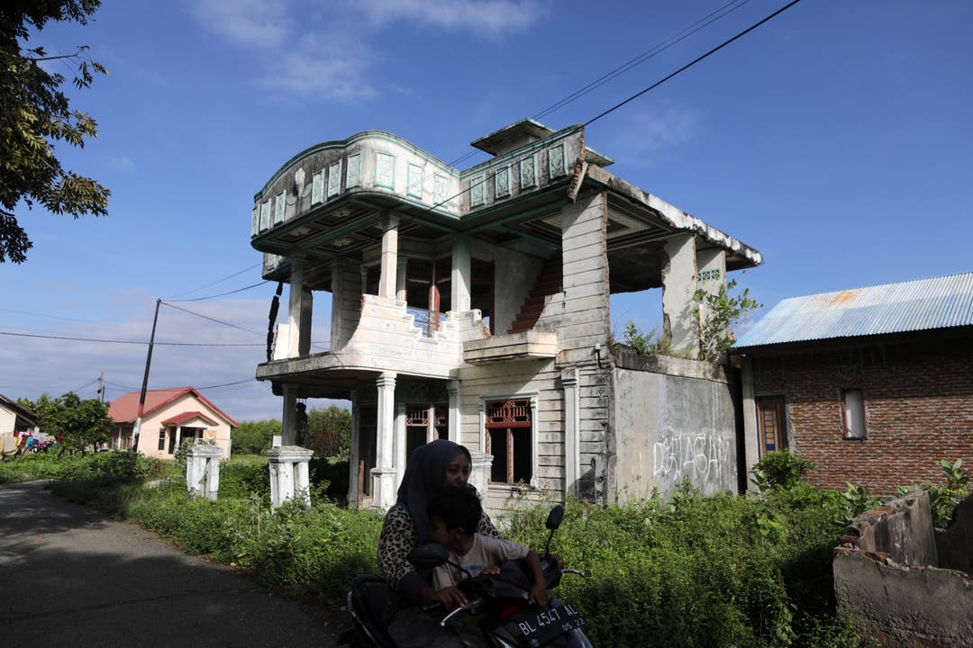 Eindrücke aus Banda Aceh 15 Jahre nach dem Tsunami. (Bild: Keystone)