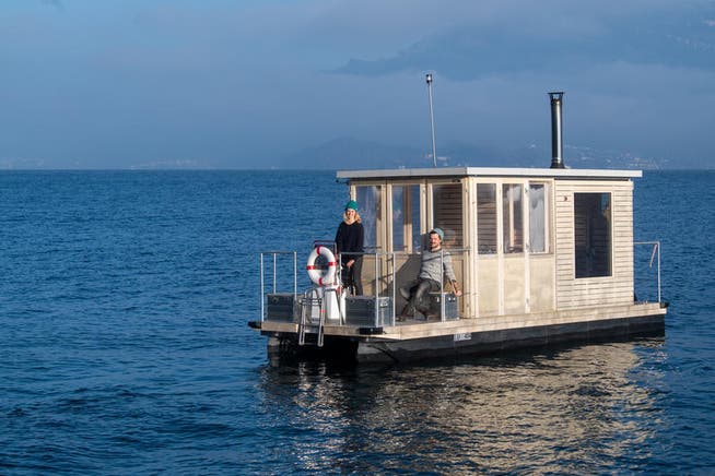 So sieht das einzige Saunaboot der Schweiz aus.