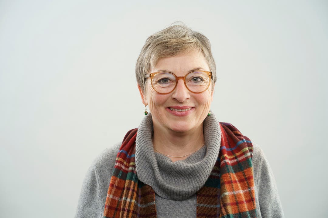 Claudia Christen Weizenegger, 57, Neudorf.