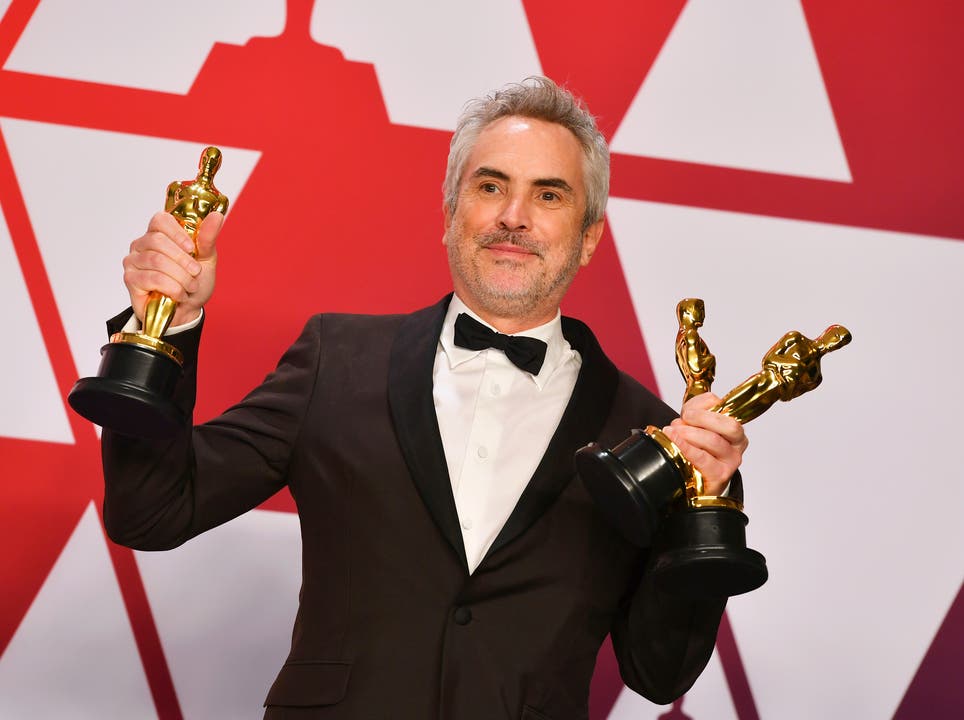 Alfonso Cuaron wird gleich dreifach ausgezeichnet: Er bekommt den Oscar für den besten Regisseur, den besten fremdsprachigen Film und beste Kameraarbeit für «Roma». (Photo by Jordan Strauss/Invision/AP)