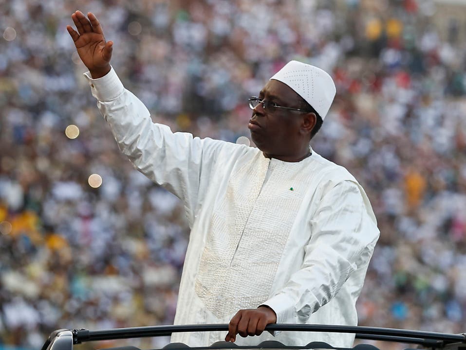 Senegals Präsident Macky Sall soll bei den Präsidentschaftswahlen des Landes wiedergewählt worden sein. (Bild: KEYSTONE/EPA/NIC BOTHMA)