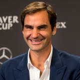 Roger Federer peilt in Dubai seinen 100. Titel an. (Bild: EPA / Ali Haider)