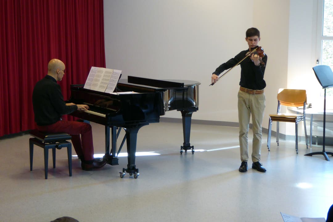 Djordje Stevanovic, Engelberg, Violine, begleitet von Alessandro Valoriani. (Bild: Martin Uebelhart (Sarnen, 2. Februar 2019))
