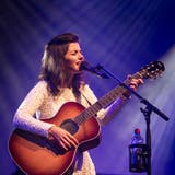 Katie Melua bei ihrem Auftritt am Blue Balls in Luzern.  Bild: Manuela Jans-Koch (28. 7. 2016)
