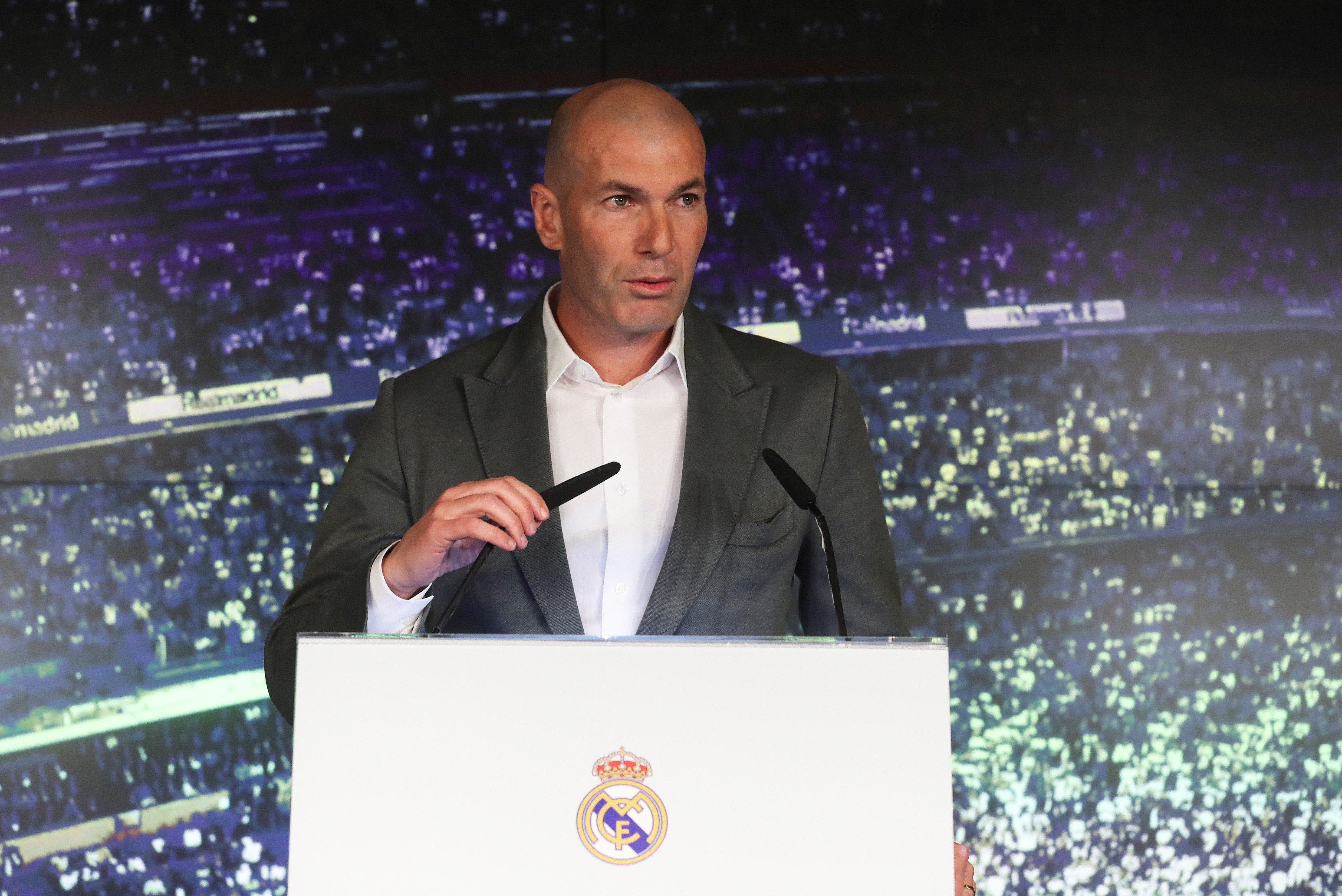 Zidane, Der Wolf, Kommt In Madrid Wieder Aus Der Deckung