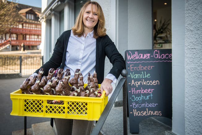 Helena Stauber eröffnet an der Bahnhofstrasse 5 in Amriswil ein Chocolatiergeschäft mit Gelateria und führt den Namen Wellauer weiter. (Bild: Reto Martin)