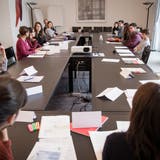 Während der kantonalen Jugendsession diskutieren jeweils zahlreiche Jugendlich im Luzerner Regierungsgebäude. (Bild: Manuela Jans-Koch, 28. Oktober 2016)