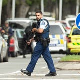 Attacke auf zwei Moscheen in Neuseeland ++ Mindestens 49 Tote ++ Premierministerin stuft Angriff als Terrorakt ein