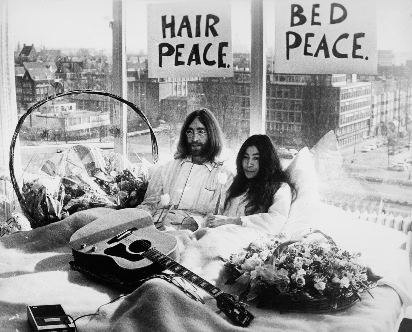Als John Lennon und Yoko Ono für den Weltfrieden im Bett blieben Luzerner Zeitung Als John Lennon und Yoko Ono für den Weltfrieden im Bett blieben Luzerner Zeitung