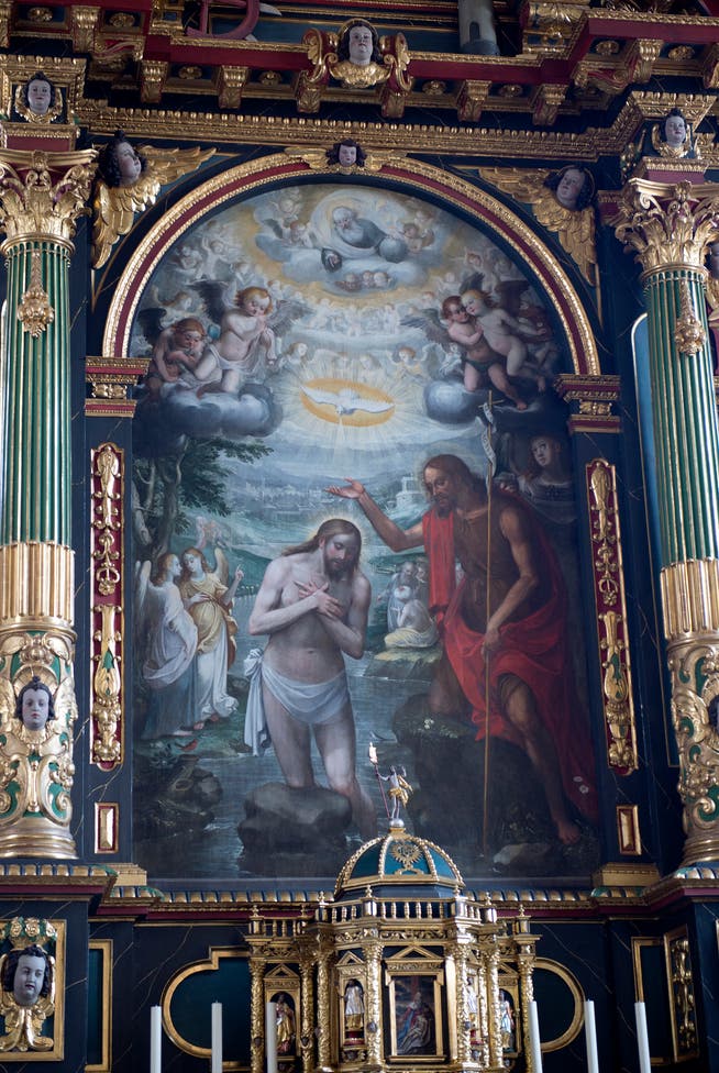 Es gehört zu den kostbarsten und qualitätvollsten Sakralkunstwerken der Zentralschweiz: die «Taufe Jesu» von Bruder Seraphin Schön in der Pfarrkirche von Menzingen. (Bild: Maria Schmid, 29. März 2019) 