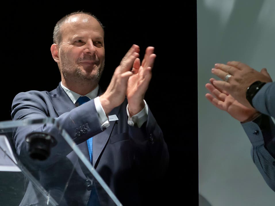 Er soll die Genfer FDP aus ihrer tiefen Krise führen: Bertrand Reich ist neuer Kantonalpräsident. (Bild: KEYSTONE/MARTIAL TREZZINI)
