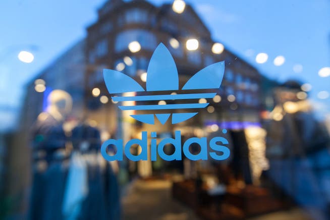 Adidas zieht Jobs nach Luzern