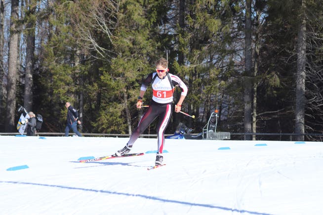 Der Schwyzer Aurel Dittli auf dem Weg zur Goldmedaille im Sprint bei der Jugend 1/2. Bild: Simon Zberg (Notschrei/GER, 30. März 2019)