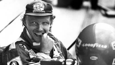 Video Niki Lauda 70 Uberlebt 800 Gradige Feuerholle Und Gibt 42 Tage Spater Sein Comeback