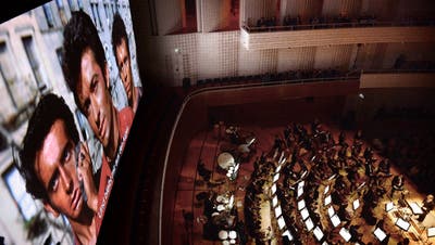 Ein Bild vor dem Bandenkrieg: Die West Side Story (2015) war einer der grössten Erfolge des 21st Century Orchestra und seines damaligen Produzenten Pirmin Zängerle. (Bild: Nadia Schärli)