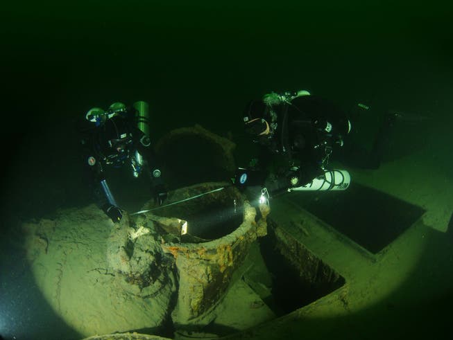 Vermessungsarbeiten am Wrack im Jahr 2017. (Bild: PD/Global Underwater Explorers Switzerland, Amt für Archäologie des Kantons Thurgau)