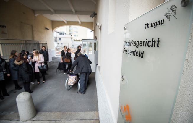 Bezirksgericht Frauenfeld. Unser Bild zeigt den Eingang des Gerichts vor einer anderen Verhandlung. (Archivbild: Reto Martin)