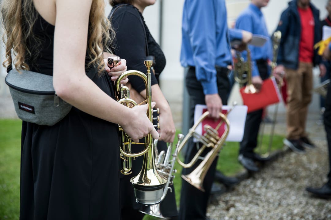 Die Junior Band Risch-Rotkreuz vor ihrem Auftritt in der Kirche. (Bild: Manuela Jans-Koch, Altishofen, 25. Mai 2019)